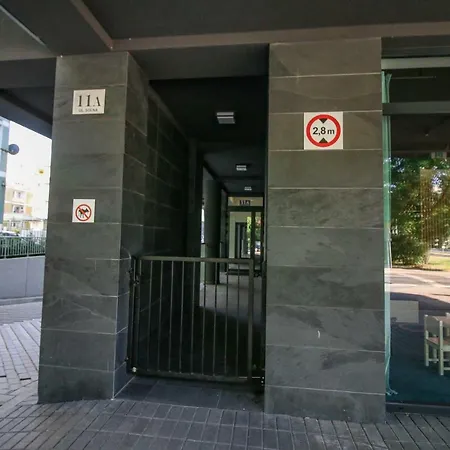 Solna 208 Apartament *